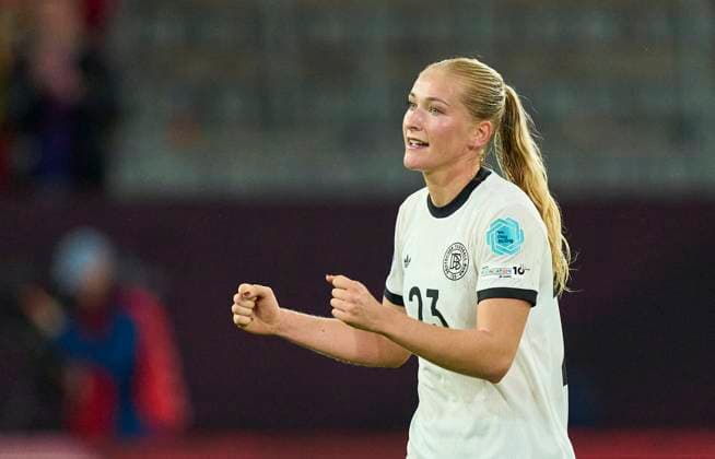 Camilla Küver of Germany celebrates after the Women s Nations League 2025 Semi-Final first leg match GERMANY - FRANCE 1-0 on October 24, 2025 in Düsseldorf, Germany. Season 2025 2026