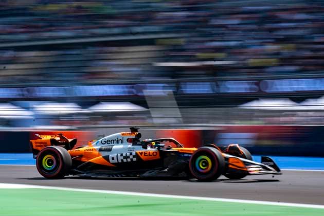 Oscar Piastri driving McLaren MCL39 during first practice ahead of the F1 Grand Prix of Mexico at Autodromo Hermanos Rodriguez on October 24, 2025 in Mexico City, Mexico. (Richard Callis SPP)  Copyright: xRichardxCallis SPPx spp-en-RiCa-richiecallis_241025a28498