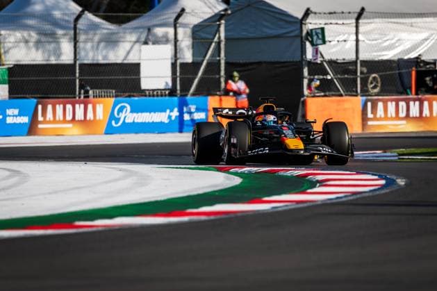 2025 Formula One Mexican Grand Prix Autodromo Hermanos Rodriguez, Mexico City, Mexico. 24.October.2025; Max Verstappen of the Netherlands and Oracle Red Bull Racing during Free Practice 2 Formula One Mexican Grand Prix (Photo by Jay Hirano) Mexico City Autodromo Hermanos Rodriguez Mexico Copyright: xJayxHiranox