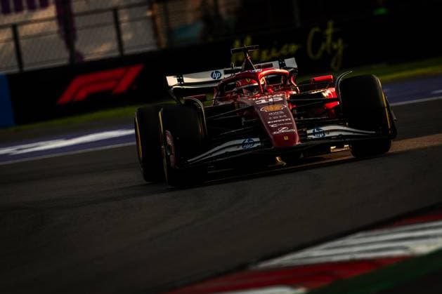 2025 Formula One Mexican Grand Prix Autodromo Hermanos Rodriguez, Mexico City, Mexico. 24.October.2025; Charles Leclerc of Monaco and Scuderia Ferrari during Free Practice 2 Formula One Mexican Grand Prix (Photo by Jay Hirano) Mexico City Autodromo Hermanos Rodriguez Mexico Copyright: xJayxHiranox