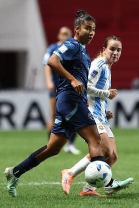 Paraguay s midfielder Cindy Ramos L looks on during the CONMEBOL Women s Nations League football match, qualifier for the 2027 World Cup in Brazil, between Argentina and Paraguay, at the Diego Armando Maradona stadium in Buenos Aires, Argentina on October 24, 2025 BUENOS AIRES ARGENTINA Copyright: xALEJANDROxPAGNIx