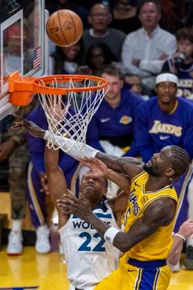 October 24, 2025, Los Angeles, California, USA: Minnesota Timberwolves Jaylen Clark (22) goes to the basket under pressure from Los Angeles LakersÃ¢â‚¬â ¢ Deandre Ayton (5) during an NBA, Basketball Herren, USA basketball game, in Los Angeles Friday, Oct. 24, 2025. Los Angeles USA - ZUMAc68_ 20251024_zaf_c68_036 Copyright: xRingoxChiux
