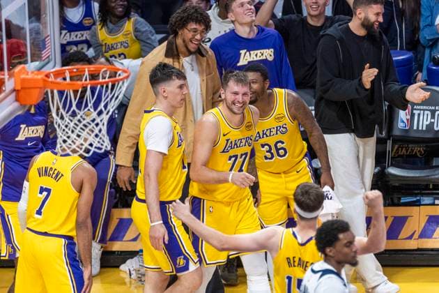 October 24, 2025, Los Angeles, California, USA: Los Angeles LakersÃ¢â‚¬â ¢ Luka DonÄÂiÄ¡ (77) celebrates after scoring against the Minnesota Timberwolves during an NBA, Basketball Herren, USA basketball game, in Los Angeles Friday, Oct. 24, 2025. Los Angeles USA - ZUMAc68_ 20251024_zaf_c68_099 Copyright: xRingoxChiux