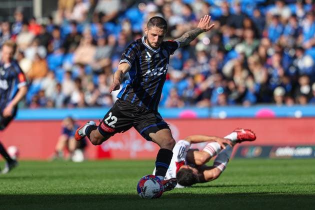 ALEAGUE AUCKLAND WANDERERS, Auckland FC s Jake Brimmer during the A-League Men Round 2 match between Auckland FC and the Western Sydney Wanderers at Go Media Stadium in Auckland, Saturday, October 25, 2025. ( NO ARCHIVING, EDITORIAL USE ONLY, IMAGES TO BE USED FOR NEWS REPORTING PURPOSES ONLY, NO COMMERCIAL USE WHATSOEVER, NO USE IN BOOKS WITHOUT PRIOR WRITTEN CONSENT FROM AAP AUCKLAND NEW ZEALAND  Copyright: xShanexWenzlickx 20251025118137877463
