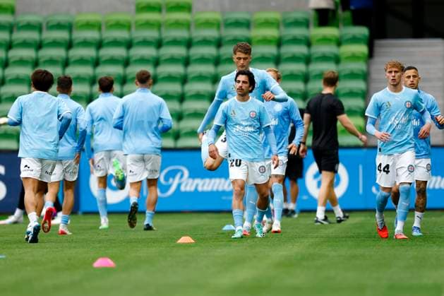 ALEAGUE CITY GLORY, Melbourne City players warm up prior to the start of the A-League MenÕs Round 2 match between Melbourne City and the Perth Glory at AAMI Park in Melbourne, Saturday, October 25, 2025. ( NO ARCHIVING, EDITORIAL USE ONLY MELBOURNE VICTORIA AUSTRALIA  Copyright: xCONxCHRONISx 20251025131024423250