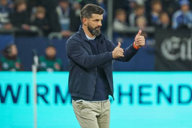 2 Bundesliga FC Schalke 04 SV Darmstadt 98 on 24 10 2025 in the Veltins Arena at Schalke Coach Miron Muslic Schalke is satisfied MH