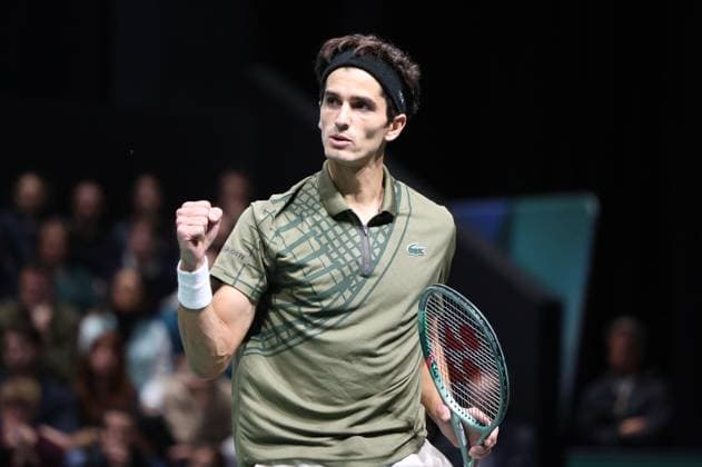ROLEX PARIS MASTERS TENNIS 2025 Thierry Larret MAXPPP - Nanterre (92) 22 10 2025 Thierry Larret Maxppp. Tennis. Rolex Paris Masters. Paris La Defense, Nanterre (92). Du 25 octobre au 2 novembre 2025. Qualifications : Pierre Hugues Herbert (FRA) vs Valentin ROYER (FRA) Nanterre (92) PARIS LA DEFENSE ARENA ILE DE FRANCE FRANCE  Copyright: xMAXPPPxThierryxLarretx TLR202510251166 TLR202510251166