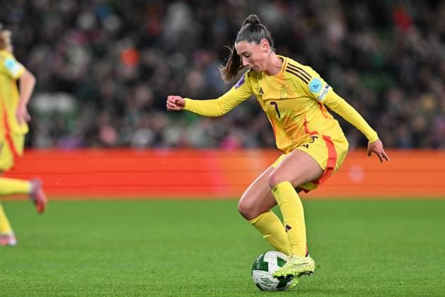 IRELAND VS BELGIUM Aurelie Reynders (7) of Belgium pictured during a women football game between the national teams of the republic of Ireland and Belgium, called the Red Flames for the first leg of the Promotion relegation play-off in the Uefa Womens Nations League 2025, on Friday 24 October 2025 in Dublin , IRELAND . Photo Sportpix David Catry Dublin Aviva Stadium IRELAND  Copyright: xSportpix.bex xDavidxCatryxDavidxCatryx