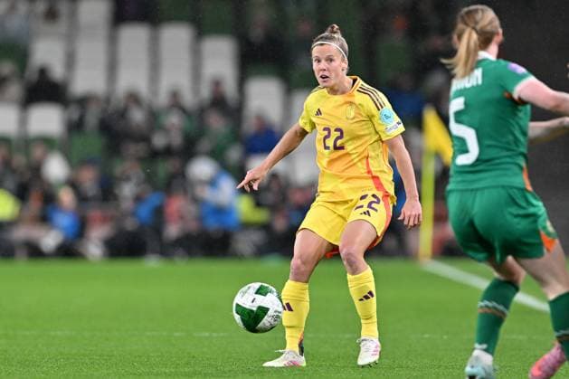 IRELAND VS BELGIUM Laura Deloose (22) of Belgium pictured during a women football game between the national teams of the republic of Ireland and Belgium, called the Red Flames for the first leg of the Promotion relegation play-off in the Uefa Womens Nations League 2025, on Friday 24 October 2025 in Dublin , IRELAND . Photo Sportpix David Catry Dublin Aviva Stadium IRELAND  Copyright: xSportpix.bex xDavidxCatryxDavidxCatryx