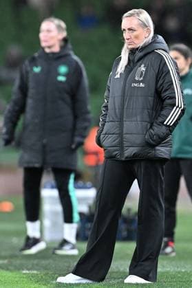 IRELAND VS BELGIUM Head Coach Elisabet Gunnarsdottir of Belgium pictured during a women football game between the national teams of the republic of Ireland and Belgium, called the Red Flames for the first leg of the Promotion relegation play-off in the Uefa Womens Nations League 2025, on Friday 24 October 2025 in Dublin , IRELAND . Photo Sportpix David Catry Dublin Aviva Stadium IRELAND  Copyright: xSportpix.bex xDavidxCatryxDavidxCatryx