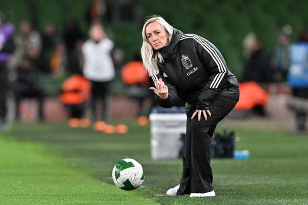 IRELAND VS BELGIUM Head Coach Elisabet Gunnarsdottir of Belgium pictured during a women football game between the national teams of the republic of Ireland and Belgium, called the Red Flames for the first leg of the Promotion relegation play-off in the Uefa Womens Nations League 2025, on Friday 24 October 2025 in Dublin , IRELAND . Photo Sportpix David Catry Dublin Aviva Stadium IRELAND  Copyright: xSportpix.bex xDavidxCatryxDavidxCatryx