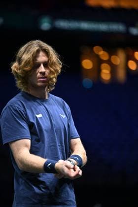 Practice Day At 2025 Rolex Paris Masters - France Andrey Rublev (RUS) during practice at the 2025 Rolex Paris Masters at the U Arena in Paris, FRANCE, on October 24, 2025. Photo by Corinne Dubreuil ABACAPRESS.COM Paris France  Copyright: xDubreuilxCorinne ABACAx