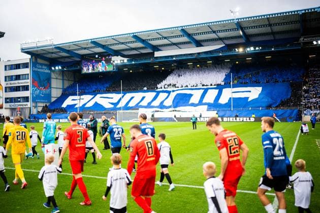 25 10 2025 Football, 2025 2026, 2 Bundesliga, 10 Matchday, DSC Arminia Bielefeld SV Elversberg Fans Bielefeld with a choreography DFL REGULATIONS PROHIBIT ANY USE OF PHOTOGRAPHS AS IMAGE SEQUENCES AND OR QUASI VIDEO