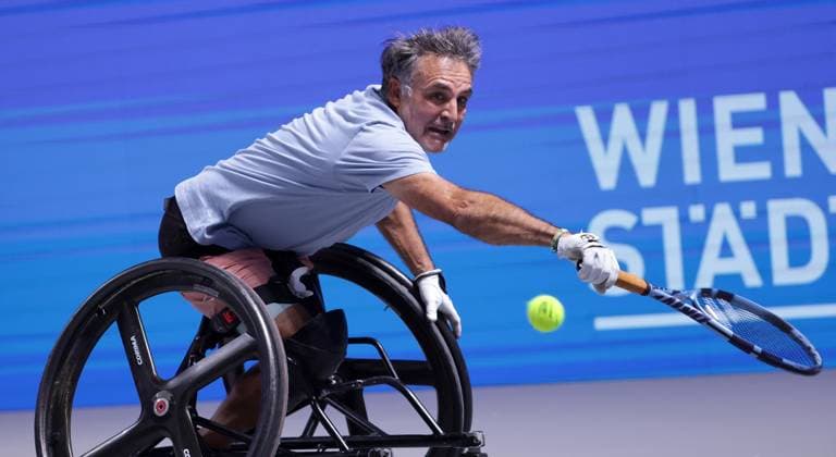 TENNIS - ATP, Tennis Herren Erste Bank Open VIENNA,AUSTRIA,25.OCT.25 - TENNIS - ATP World Tour, Erste Bank Open, wheelchair tennis. Image shows Stephane Houdet (FRA).  GEPAxpictures xWalterxLuger
