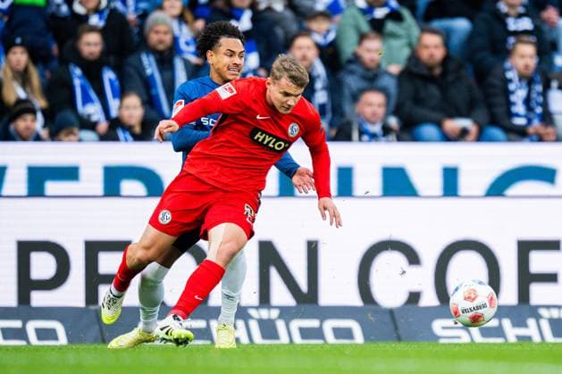 25 10 2025 Soccer, 2025 2026, 2 Bundesliga, 10 Matchday, DSC Arminia Bielefeld SV Elversberg L R Monju Momuluh Bielefeld , e3 DFL REGULATIONS PROHIBIT ANY USE OF PHOTOGRAPHS AS IMAGE SEQUENCES AND OR QUASI VIDEO