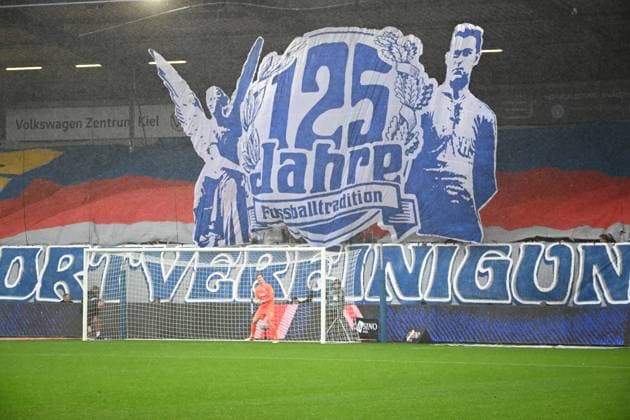 25 10 2025, Football, Men, 2 BL 2 Bundesliga , Season 2025 2026, Holstein Kiel VfL Bochum, 10 Matchday Choreography of Holstein Fans Kiel, Holstein Stadion Holstein Stadion Schleswig Holstein Germany