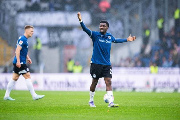 25 10 2025 Soccer, 2025 2026, 2 Bundesliga, 10 Matchday, DSC Arminia Bielefeld SV Elversberg Benjamin Boakye Bielefeld DFL REGULATIONS PROHIBIT ANY USE OF PHOTOGRAPHS AS IMAGE SEQUENCES AND OR QUASI VIDEO