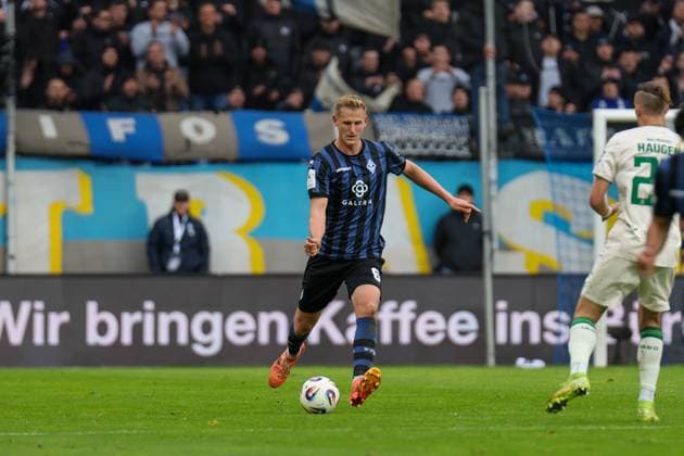 Niklas Hoffmann SV Waldhof Mannheim, 6 at SV Waldhof Mannheim 1860 Munich on 25 10 25 at Carl Benz Stadium, Mannheim xamx Photo Alfio Marino Copyright: