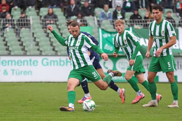 Soccer Regionalliga Nordost BSG Chemie Leipzig Hertha BSC U23 25 10 2025 Tim Kießling 31, Chemie Leipzig Soccer, Regionalliga Nordost, Season 2025 2026, 13 Matchday BSG Chemie Leipzig vs Hertha BSC II on 25 10 2025 at Alfred Kunze Sportpark, Leipzig Leutzsch Copyright: xBEAUTIFULxSPORTS JanxKaeferx