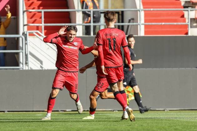 3 Liga FC Ingolstadt 04 1 FC Saarbrücken Goal Cheer Goal Dennis Kaygin 10, FCI Frederik Christensen 11, FCI Marcel Costly 22, FCI 3 Liga FC Ingolstadt 04 Season 2025 2026 1 FC Saarbrücken