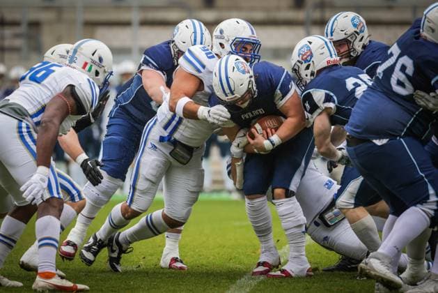 AMERICAN FOOTBALL - IFAF EC, FIN vs ITA KREFELD,GERMANY,25.OCT.25 - AMERICAN FOOTBALL - IFAF European Championship, EM, Europameisterschaft Finland vs Italy. Image shows Simone Perego (ITA) and Oskari Suoniemi (FIN).  GEPAxpictures xDavidxBitzan