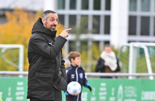 25 10 2025 Soccer Season 2025 2026 Regionalliga Bayern 15 Matchday SpVgg Greuther Fürth Fuerth II U23 Kleeblatt SpVgg Ansbach Mezi xmexzix Roberto Hilbert Coach SpVgg Greuther Fürth II