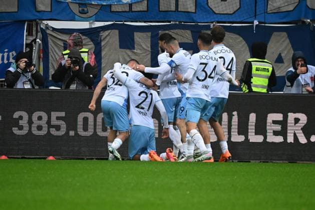 25 10 2025, Soccer, Men, 2 BL 2 Bundesliga , Season 2025 2026, Holstein Kiel VfL Bochum, 10 Matchday Goal celebration Bochum 0 1 by Francis Onyeka Kiel, Holstein Stadion Holstein Stadion Schleswig Holstein Germany