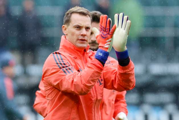 Torhueter Manuel Neuer (FC Bayern Muenchen) jubelt, Bundesliga, Borussia Mönchengladbach v FC Bayern München, Stadion im Borussia-Park am 25. October 2025 in Mönchengladbach, Deutschland. (Foto von Marco Steinbrenner DeFodi Images) Torhueter Manuel Neuer (FC Bayern Muenchen) cheers, Bundesliga, Borussia Mönchengladbach v FC Bayern München, Stadion im Borussia-Park, October 25, 2025 in Mönchengladbach, Germany. (Photo by Marco Steinbrenner DeFodi Images) DFL regulations prohibit any use of photographs as image sequences and or quasi-video. Goalkeeper Manuel Neuer FC Bayern Muenchen cheers, Bundesliga, Borussia Mönchengladbach v FC Bayern München, Stadion im Borussia Park on October 25, 2025 in Mönchengladbach, Germany Photo by Marco Steinbrenner DeFodi Images Goalkeeper Manuel Neuer FC Bayern Muenchen cheers, Bundesliga, Borussia Mönchengladbach v FC Bayern München, Stadion im Borussia Park, October 25, 2025 in Mönchengladbach, Germany Photo by Marco Steinbrenner DeFodi Images DFL regulations prohibit any use of photographs as image sequences and or quasi video