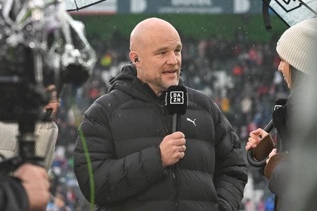 25 10 2025, Soccer 1 Bundesliga, Season 2025 2026, 08 Matchday, Borussia Moenchengladbach FC Bayern Muenchen at Borussia Park in Moenchengladbach Rouven Schroeder Borussia Moenchengladbach, Sports Director in an interview Important note According to the regulations of the DFL German Football League or the DFB German Football Association, it is prohibited, to utilize or have utilized photographs taken in the stadium and or of the match in the form of sequential images and or video-like photo series Foto Kirchner Media Thomas Haesler Copyright: xKirchner-Media ThomasxHaeslerx