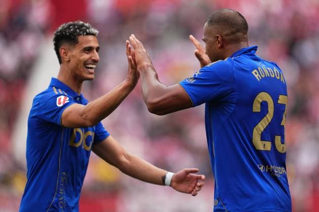 ESP: Girona FC v Real Oviedo. Liga match 2025-2026, Date 10 Salomon Rondon of Real Oviedo celebrates after scoring the 0-2 during the La Liga match 2025-2026, date 10 between Girona FC and Real Oviedo played at Montilivi Stadium on October 25, 2025 in Girona, Spain. kpng Copyright: xBaguxBlancox xPRESSINx PS_251025_GIR_OVI_2425_239