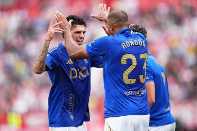 ESP: Girona FC v Real Oviedo. Liga match 2025-2026, Date 10 Salomon Rondon of Real Oviedo celebrates after scoring the 0-2 during the La Liga match 2025-2026, date 10 between Girona FC and Real Oviedo played at Montilivi Stadium on October 25, 2025 in Girona, Spain. kpng Copyright: xBaguxBlancox xPRESSINx PS_251025_GIR_OVI_2425_243