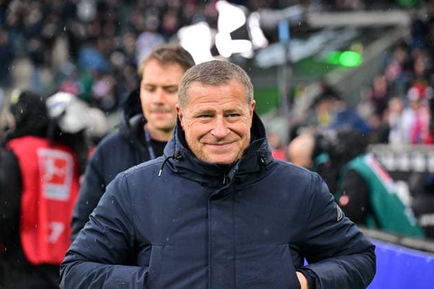 25 10 2025 Moenchengladbach Fußball, Herren, Saison 2025 2026, Borussia Moenchengladbach vs Bayern Muenchen Max Eberl Sportvorstand Bayern DFL regulations prohibit any use of photographs as image sequences and or quasi video Borussia Park NRW Germany
