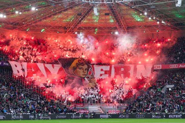 Die Fans des FC Bayern Muenchen zeigen eine Choreographie, Bundesliga, Borussia Mönchengladbach v FC Bayern München, Stadion im Borussia-Park am 25. October 2025 in Mönchengladbach, Deutschland. (Foto von Marco Steinbrenner DeFodi Images) The fans of FC Bayern Munich display a choreographed display, Bundesliga, Borussia Mönchengladbach v FC Bayern München, Stadion im Borussia-Park, October 25, 2025 in Mönchengladbach, Germany. (Photo by Marco Steinbrenner DeFodi Images) DFL regulations prohibit any use of photographs as image sequences and or quasi-video. The fans of FC Bayern Muenchen display a choreographed display, Bundesliga, Borussia Mönchengladbach v FC Bayern Munich, Stadion im Borussia Park, October 25, 2025 in Mönchengladbach, Germany Photo by Marco Steinbrenner DeFodi Images The fans of FC Bayern Munich display a choreographed display, Bundesliga, Borussia Mönchengladbach v FC Bayern München, Stadion im Borussia Park, October 25, 2025 in Mönchengladbach, Germany Photo by Marco Steinbrenner DeFodi Images DFL regulations prohibit any use of photographs as image sequences and or quasi video