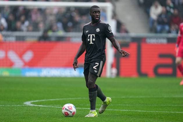 2025-10-25 Borussia Monchengladbach v FC Bayern Munchen - Bundesliga MOENCHENGLADBACH, GERMANY - OCTOBER 25: Dayot Upamecano of FC Bayern Munchen looks on during the Bundesliga match between Borussia Monchengladbach and FC Bayern Munchen at Borussia-Park on October 25, 2025 in Moenchengladbach, Germany. Moenchengladbach Borussia-Park Germany Content not available for redistribution in The Netherlands directly or indirectly through any third parties. Copyright: xJorisxVerwijstx