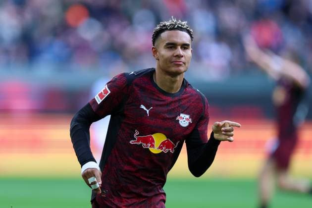 Soccer 1 Bundesliga 8 Matchday FC Augsburg RB Leipzig on 25 10 2025 at WWK Arena in Augsburg Goal celebration for 0 3 by Antonio Nusa Leipzig DFL regulations prohibit any use of photographs as image sequences and or quasi video xMSx