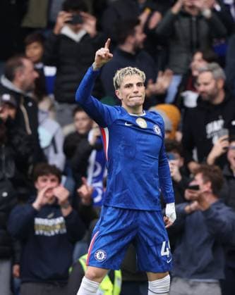 Alejandro Garnacho (C) celebrates scoring the first Chelsea goal (1-0) at the Chelsea v Sunderland EPL match, at Stamford Bridge, London, UK on 25th October, 2025. 
