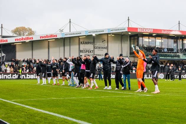 GER, SC Verl vs SSV Ulm 1846, Football, 3 Liga, Matchday 12, Season 2025 2026, 25 10 2025 DFL Regulations prohibit any use of photographers as image sequences and or quasi video GER, SC Verl vs SSV Ulm 1846, Football, 3 Liga, Matchday 12, Season 2025 2026, 25 10 2025 Verl Copyright: xEibner-Pressefoto JanxRollingerx EP_JSK