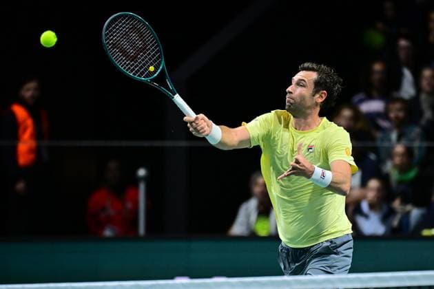 TENNIS : Rolex Paris Masters - Paris - 25 10 2025 Quentin Halys ( France ) during the Rolex Paris Masters at Paris La Defense Arena on October 25, 2025 in Nanterre, France. (Photo by Federico Pestellini PSNewz ) ParisFrance  Copyright: xFedericoxPestellinix