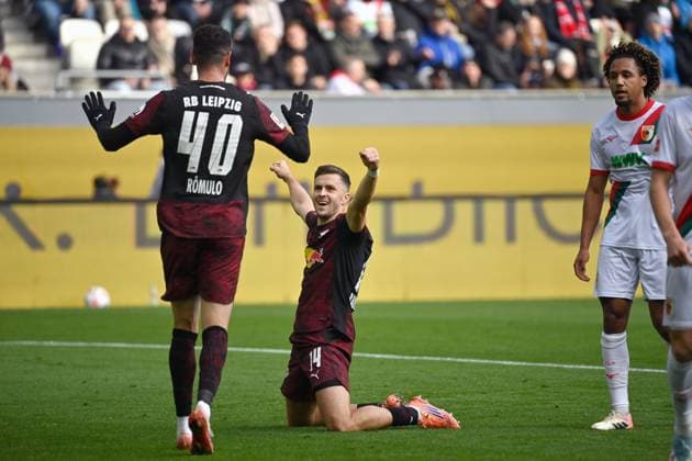 Goal celebration Christoph BAUMGARTNER L after scoring 0 4, Cheering,Joy,Enthusiasm, Action, Soccer 1 Bundesliga Season 2025 2026, Matchday 8, Matchday 08 FC Augsburg RB Leipzig on 25 10 2025 , WWK A R E N A