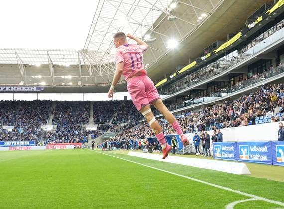 GER, 1 FBL, TSG Hoffenheim vs 1 FC Heidenheim 25 10 2025, PreZero Arena, Sinsheim, GER, 1 FBL, TSG Hoffenheim vs 1 FC Heidenheim , in the picture Tim Lemperle Hoffenheim is happy about the goal for 2 0 DFL regulations prohibit any use of photographs as image sequences and or quasi video nordphotoxGmbHx xBratic nph00250