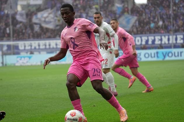 GER, 1 FBL, TSG Hoffenheim vs 1 FC Heidenheim 25 10 2025, PreZero Arena, Sinsheim, GER, 1 FBL, TSG Hoffenheim vs 1 FC Heidenheim , im Bild Bazoumana Toure Hoffenheim DFL regulations prohibit any use of photographs as image sequences and or quasi video nordphotoxGmbHx xBratic nph00250