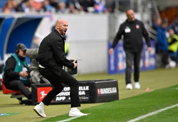 Coach Coach Christian Ilzer TSG 1899 Hoffenheim on the sidelines Gesture Gesture Behind Coach Coach Frank Schmidt 1 FC Heidenheim 1846 FCH TSG 1899 Hoffenheim vs 1 FC Heidenheim 1846 FCH 25 10 2025 DFL REGULATIONS PROHIBIT ANY USE OF PHOTOGRAPHS AS IMAGE SEQUENCES AND OR QUASI VIDEO TSG 1899 Hoffenheim vs 1 FC Heidenheim 1846 FCH