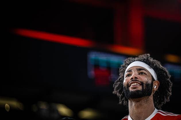 1 Basketball Bundesliga, easyCredit BBL, Season 2025 2026, Men, Main round, Matchday 5, 25 10 2025, RASTA Vechta Telekom Baskets Bonn Tevin Brown 10 RASTA Vechta before the game Vechta RASTA Dome Lower Saxony Germany