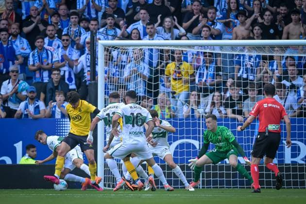 Pere Milla RCD Espanyol in action during a La Liga EA Sports match between RCD Espanyol and Elche CF at Stage Front Stadium in Barcelona, , Spain, on October 25 2025 Photo by Felipe Mondino Copyright: x@FELIPExMONDINOx