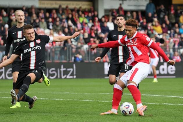 31 Justin Butler Energie Cottbus, r on goal Soccer 3 Liga 2025 2026 FC Energie Cottbus TSV Havelse