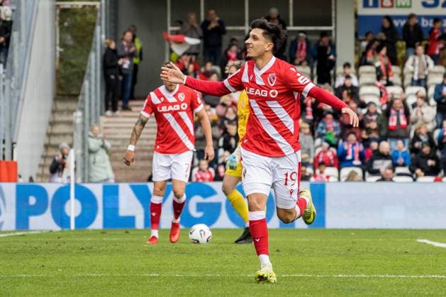 Cottbus, Germany 25 October 2025 3 Liga 2025 2026 FC Energie Cottbus vs TSV Havelse In the picture Jannis Boziaris Energie Cottbus cheers after his goal for 3 1 DFB regulations prohibit any use of photographs as image sequences and or quasi video LEAG Energie Stadion Brandenburg Copyright: xFotostandx xWeilandx