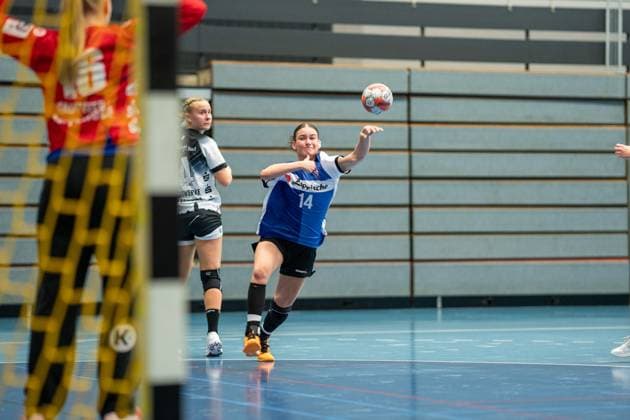 HSG Blomberg Lippe II vs Buxtehuder SV II, Handball, 3 Liga Nord, Matchday 6, 25 10 2025, Season 2025 2026, Blomberg Nurhan Koyutuerk HSG Blomberg Lippe II, 14 in goal Blomberg Sporthalle an der Ulmenallee Germany
