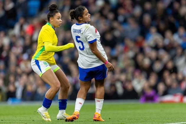 England Women v Brazil Women Friendly 25 10 2025. GOAL scores 2-0 Brazil Women Dudinha shoots at goal and scores during the Friendly match between England Women and Brazil Women at the Etihad Stadium, Manchester, England on 25 October 2025. Editorial use only , Copyright: xManjitxNarotrax PSI-23064-0013