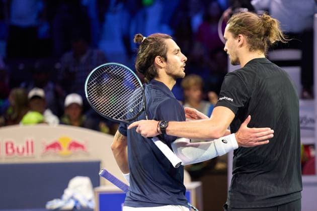 Alexander Zverev of Germany great Lorenzo Musetti of Italy at t6he net after his the Semi-finals win at Erste Bank Open 2025 at Wiener Stadthalle on October 25, 2025 in Vienna, Austria. (Photo by Camilla Stolen, Imago) Vienna Austria Copyright: xCamillaxStolenx L1076162