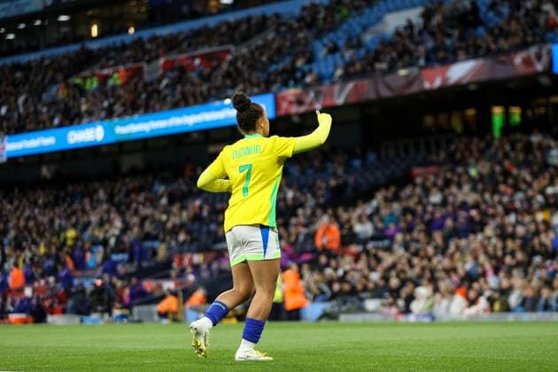 Dudinha (7 Brazil) celebrates scoring the second goal for Brazil during the Womens International Friendly, Länderspiel, Nationalmannschaft football match between England and Brazil at Etihad Stadium in Manchester, England Copyright: xNataliexMincher SPPx Sportspressphoto_SPR50930
